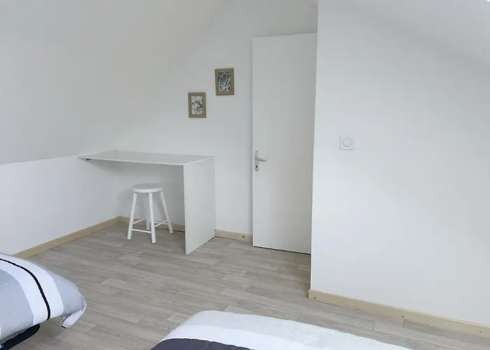 Entier à La Campagne Proche Du Circuit Et Du Zoo De La Flèche Casa vacanze Yvré-le-Pôlin