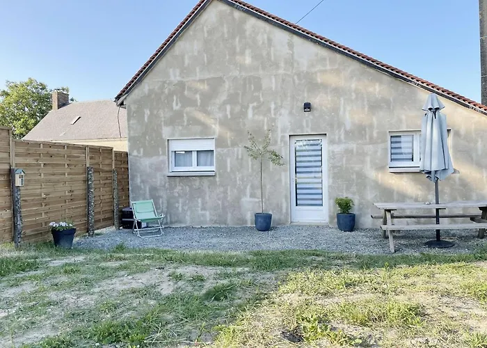 Casa vacanze Entier à La Campagne Proche Du Circuit Et Du Zoo De La Flèche